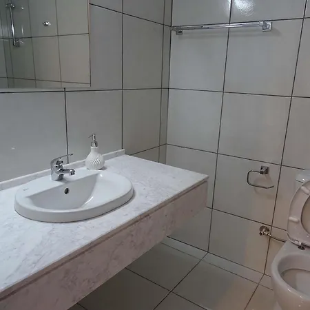 فندق Cosmos إياليسوس